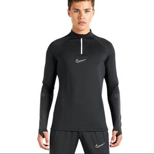 Nike dri fit slim fit size small long sleeve top